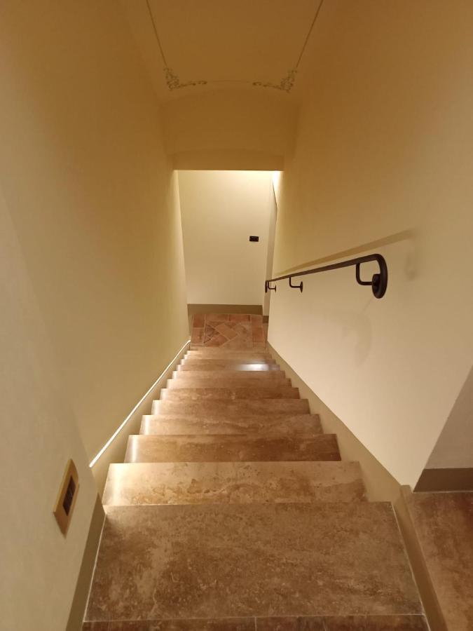King Room,1321576015:JPEG
